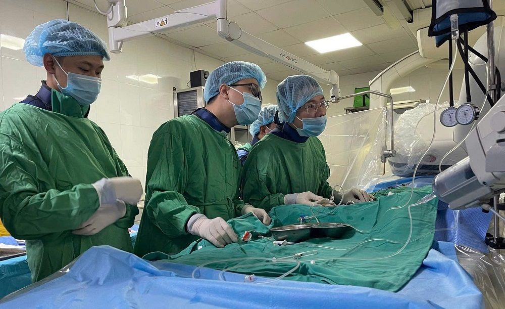 Can thiệp nút mạch giúp bệnh nhân ung thư giai đoạn cuối thoát nguy kịch vì xuất huyết